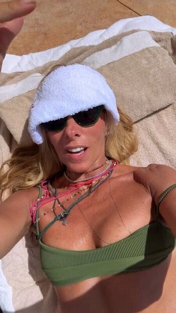 Full leaked Adriane galisteu private onlyfans photo
