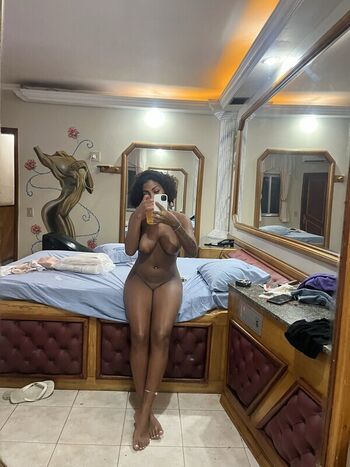 Full leaked Adrielle private onlyfans photo