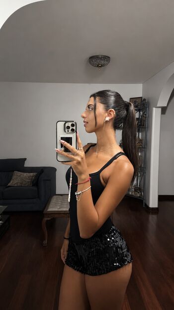 Full leaked Agosculotta private onlyfans photo