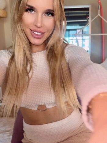 Full leaked Alice rose private onlyfans photo