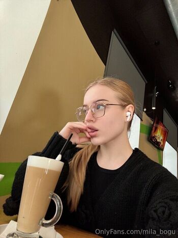 Full leaked Alicewhiteeeeee private onlyfans photo