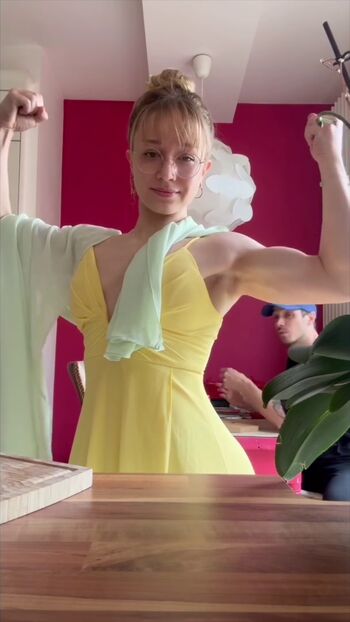 Full leaked Aline dessine private onlyfans photo