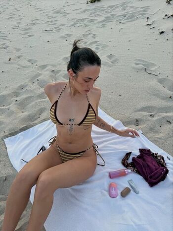 Full leaked Alohalaia private onlyfans photo