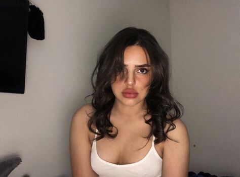 Full leaked Amani najjar private onlyfans photo