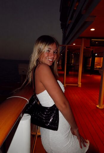 Full leaked Amber miller private onlyfans photo