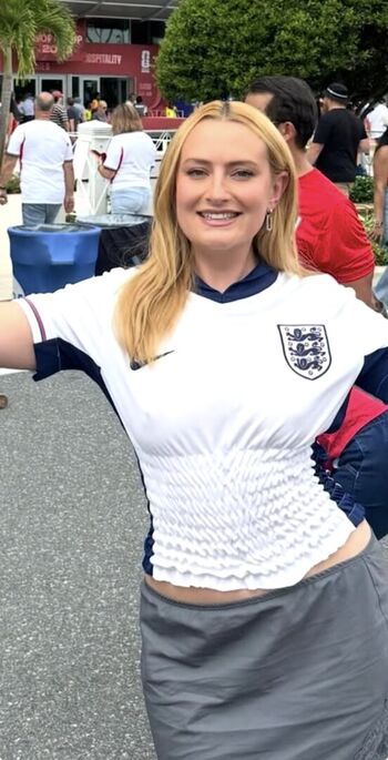 Full leaked Amelia dimoldenberg private onlyfans photo