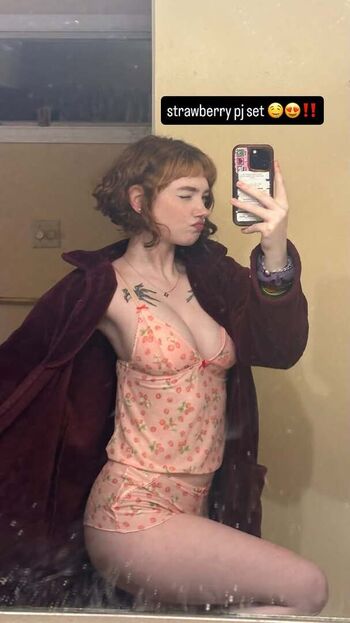 Full leaked Annaliseelliot private onlyfans photo