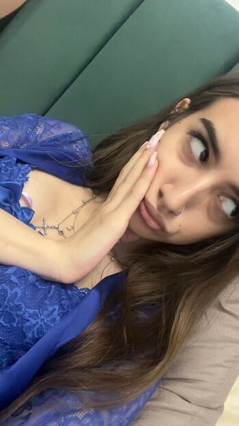 Full leaked Anniemalfarm private onlyfans photo
