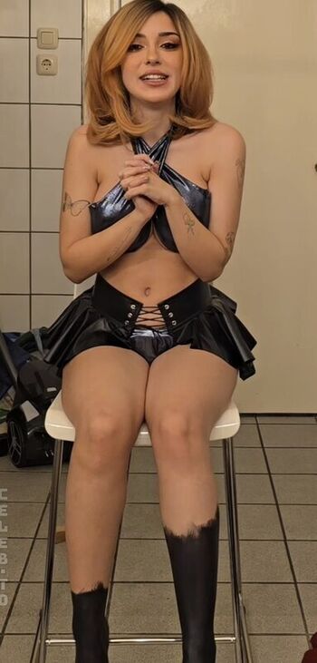 Full leaked Annitheduck private onlyfans photo