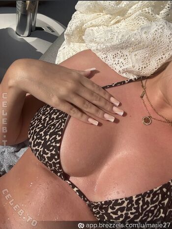 Full leaked Annmariedtz page private onlyfans photo