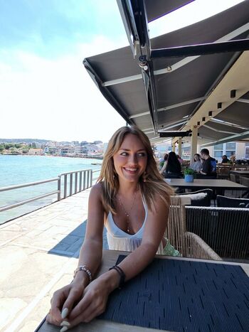Full leaked Anuschka van lent private onlyfans photo