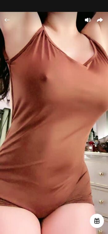 Full leaked Arab camgirl private onlyfans photo