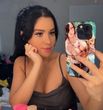 Full leaked Armenian girls page private onlyfans photo