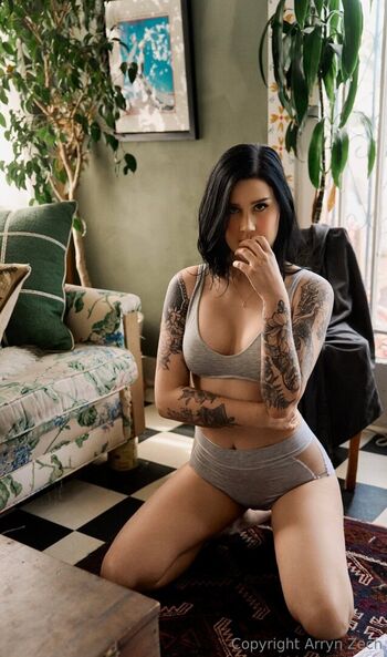 Full leaked Arryn zech page private onlyfans photo