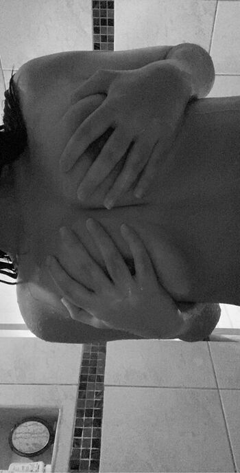 Full leaked Atsukiibear private onlyfans photo