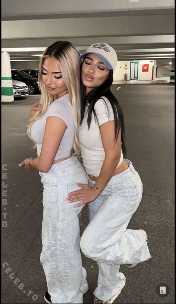 Full leaked Avendaaxs private onlyfans photo