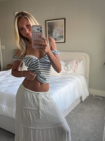Full leaked Avyah nizzari private onlyfans photo