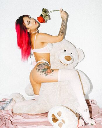 Full leaked Babyemgee private onlyfans photo