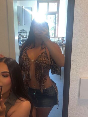 Full leaked Babyleyloo private onlyfans photo