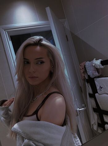 Full leaked Baffy private onlyfans photo