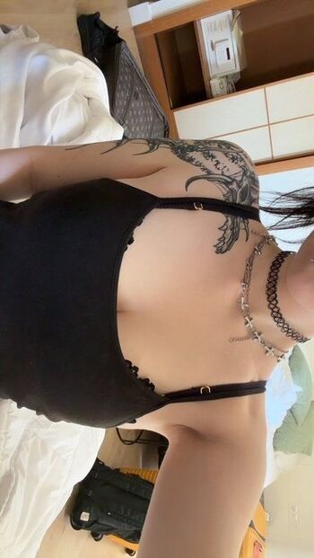 Full leaked Bellanovax private onlyfans photo