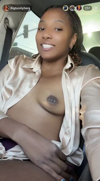Full leaked Bigbootyhere private onlyfans photo