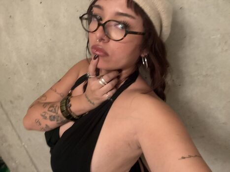 Full leaked Bittycrushx private onlyfans photo