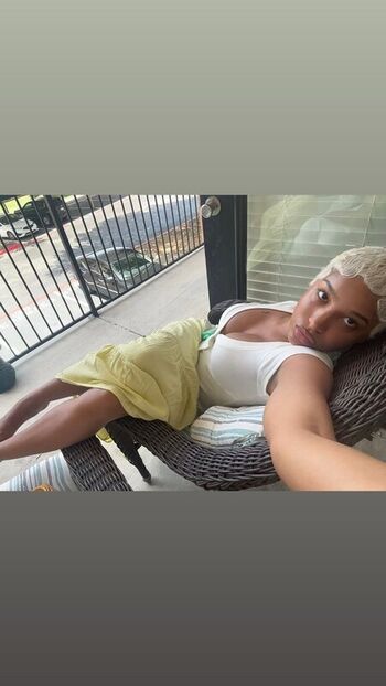 Full leaked Bllessiingss private onlyfans photo