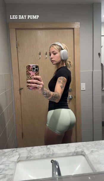 Full leaked Blondegalx page private onlyfans photo
