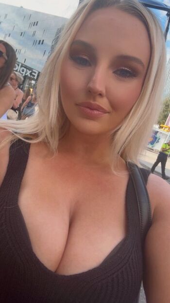 Full leaked Blondehunx private onlyfans photo