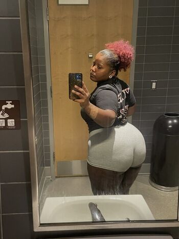 Full leaked Blvckasszilla private onlyfans photo