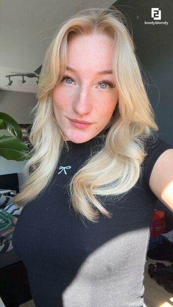 Full leaked Bootyblondy private onlyfans photo
