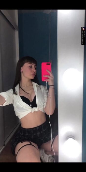 Full leaked Briichuniicole private onlyfans photo