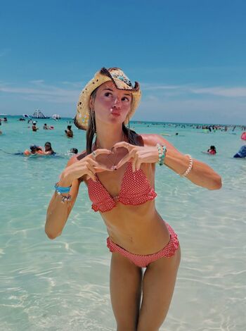 Full leaked Brooklynn lily private onlyfans photo