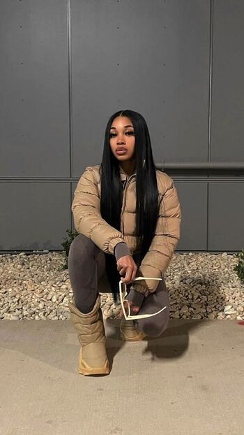 Full leaked Brown baddie private onlyfans photo