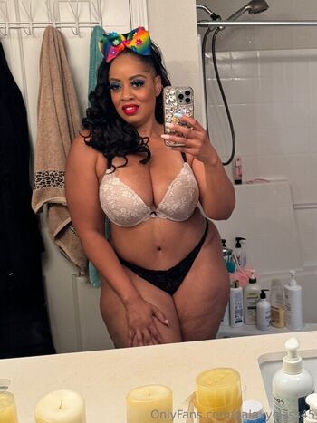 Full leaked Bubblynthk private onlyfans photo