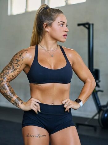 Full leaked Caleighmackenzie page private onlyfans photo