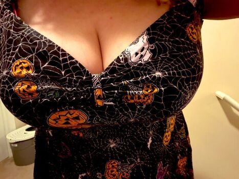 Full leaked Camizole corzette private onlyfans photo