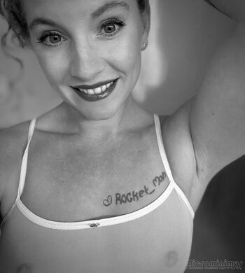 Full leaked Carianne page private onlyfans photo