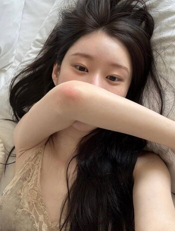 Full leaked Chaeryeong page private onlyfans photo