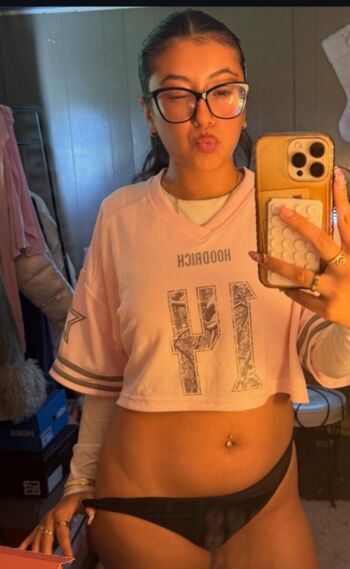 Full leaked Charleneee private onlyfans photo