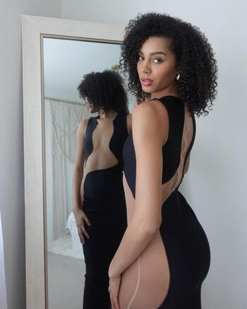 Full leaked Christine obanor private onlyfans photo