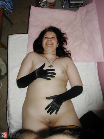 Full leaked Chubby goth private onlyfans photo