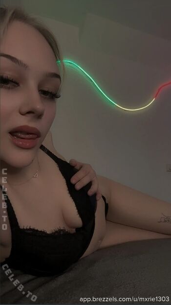 Full leaked Cutegirlliv private onlyfans photo