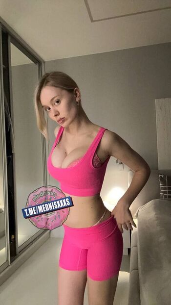 Full leaked Dasha doshik private onlyfans photo