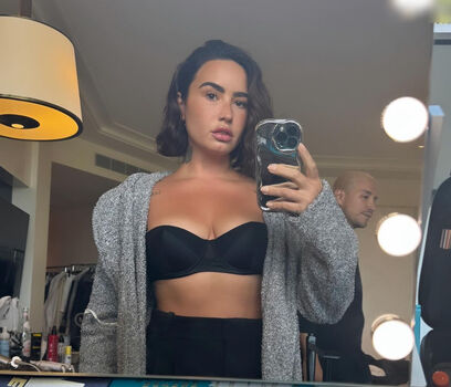 Full leaked Demi lovato private onlyfans photo