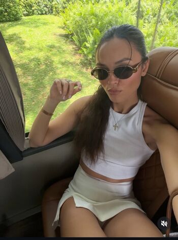 Full leaked Diane leyre page private onlyfans photo