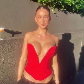 Full leaked Ebbbb private onlyfans photo