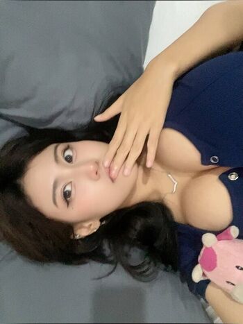 Full leaked Ejahazel private onlyfans photo