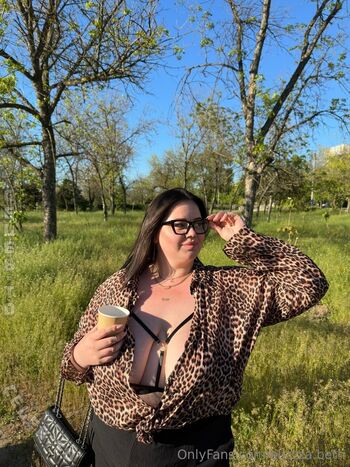 Full leaked Elizabeth swon private onlyfans photo
